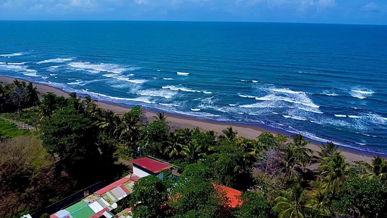 H Et L Apartment Tortuguero Exterior photo