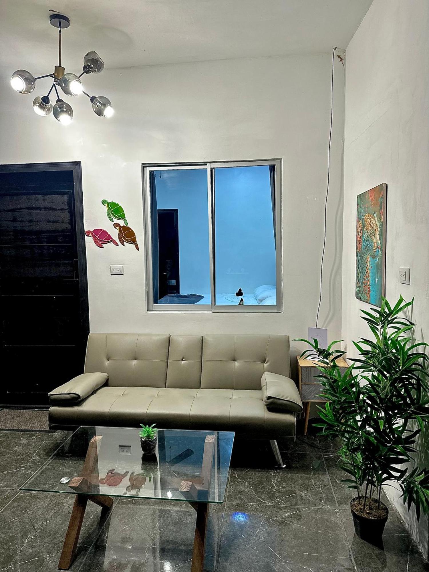 H Et L Apartment Tortuguero Exterior photo
